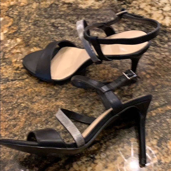 Nine West heels - Picture 2 of 5
